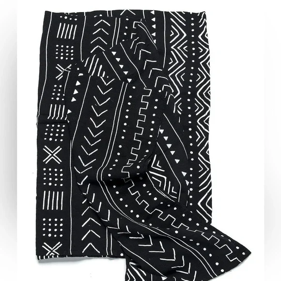 Loulou Lollipop Muslin Swaddle Black Mudcloth - Picture 8 of 8